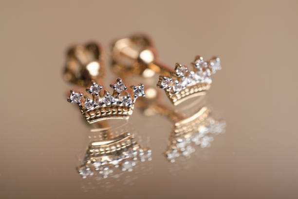 ジュエリーのモチーフとその意味-クラウン